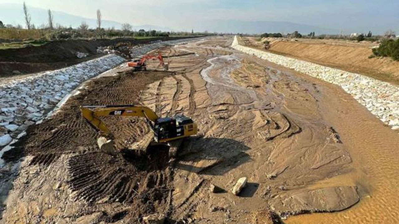 Nazilli'de Mergen Çayı nefes alıyor