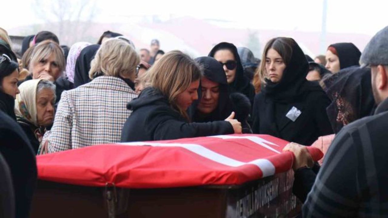 Cenazesi Samos’ta bulunan iş adamı Yasin Cinkaya son yolcuğuna uğurlandı
