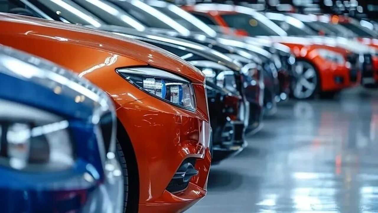 Akaryakıt derdine ilaç gibi liste! 100 kilometrede en az yakan otomobiller