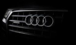 Audi, elektrikli otomobil üretiminde frene bastı