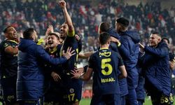 Fenerbahçe'yi bekleyen zorlu 22 gün! Lig, Türkiye Kupası ve Konferans Ligi...