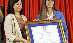 Çeşme’nin ilk kadın Belediye Başkanı Lal Denizli görevine başladı
