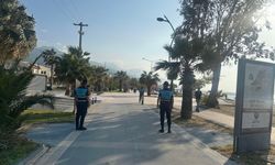 Aydın Kuşadası'nda jandarmadan bisiklet yolu denetimi