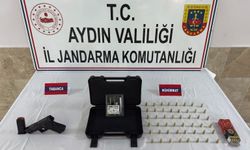 Aydın Nazilli’de ruhsatsız silahı satmaya çalışırken yakalandı