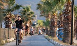 Aydın Büyükşehir Belediyesi Kuşadası’ndaki çalışmalarını sürdürüyor
