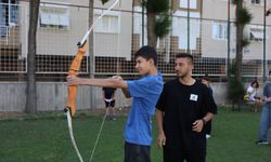 Aydın Büyükşehir Belediyesi'nin okçuluk kursu ilgi görüyor