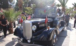 Atatürk’ün makam aracının aynısı ilgi odağı oldu