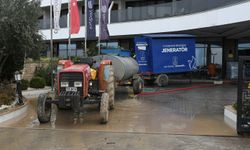 Kuşadası Belediyesi selin yaralarını sarmak için saha çalışmalarını sürdürüyor