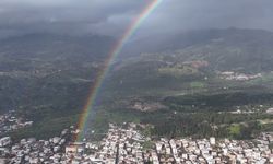 Sağanak sonrası gökkuşağı Aydın'ı sardı