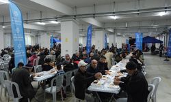 Başkan Çerçioğlu Aydın’ın dört bir yanında vatandaşları iftar sofraları ile buluşturuyor