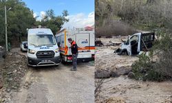 Derede 3 kişi mahsur kaldı