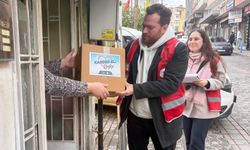 Efeler'de vatandaşlara gıda desteği