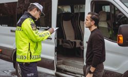Kuşadası’nda okul servisleri denetlendi
