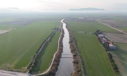 Menderes Nehri taşabilir