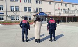 Aydın’da kadınlarla erkekleri buluşturup menfaat temin ediyordu, yakalandı