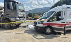 Beton mikserinin çarptığı yaya hayatını kaybetti