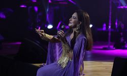 Başkan Çerçioğlu 8 Mart Dünya Kadınlar Günü’nde vatandaşları sevilen sanatçı Nükhet Duru ile buluşturdu