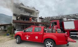 İki katlı evde yangın çıktı