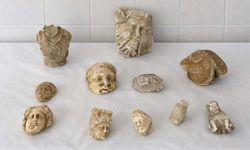 Roma dönemine ait heykel parçalarıyla yakalandılar