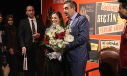 Aydın’da Bakan Tekin’den Fadime öğretmene doğum günü sürprizi