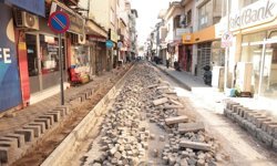 İncirliova'da Fevzi Paşa Caddesi yenileniyor