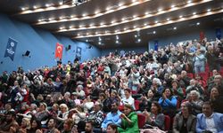 Başkan Çerçioğlu Didim ve Nazilli’de vatandaşları tiyatroyla buluşturdu