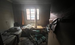 Evini ateşe verdi, kaçarken yakalandı