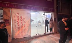 İş vaadi öfkesiyle CHP binasının camlarını kırdı