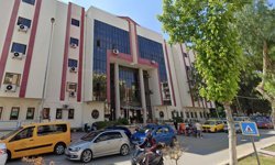 Kuşadası’nda yıkım süreci başladı