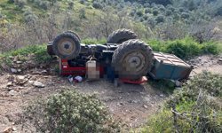 Traktör kazasında aynı aileden 3 kişi vefat etti