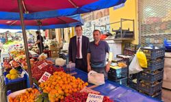 AK Parti Efeler’den pazar ve esnaf ziyareti