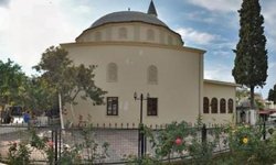 Kuşadası’nda üzücü olay: Kuşçu Amca’nın cami tuvaletinde cansız bedeni bulundu