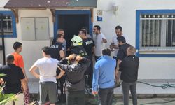 Mahalle sokağa döküldü, 2 kadın mahsur kaldı