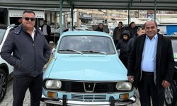 Yarım asırlık klasik otomobil 210 bin liraya yeni sahibini buldu