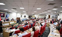Aydın Büyükşehir’de CHP grubu yine hizmete engel olmaya çalıştı