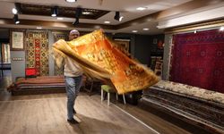 Aydın’daki bu halılar çelik kasada saklanıyor