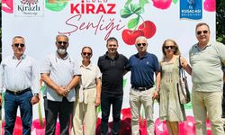 Başkan Behçet Alp Kiraz Şenliği'nde vatandaşlarla buluştu