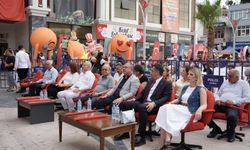 Koçarlı’da CHP’li belediyenin etkinliğinde tepki çeken görüntü.. Vatandaşa bariyer, protokole VIP koltuk
