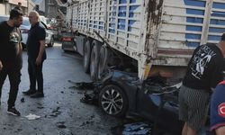 Otomobil tıra saplandı, sürücüden acı haber geldi