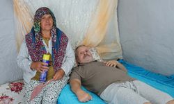 Aydın’da CHP’li belediyenin eziyeti.. Felçli eşinin başında sinek nöbeti tutuyor