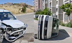 İki kamyonet çarpıştı: 6 yaralı