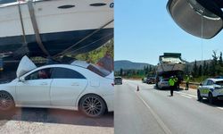 İlginç kaza.. Otomobil tekneyle çarpıştı