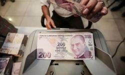 Milyonların gözü banka hesaplarında.. Zamlı maaşlar bu hafta yatıyor