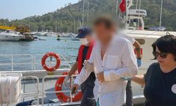 Karaya oturan gezi teknesindeki 11 kişi Sahil Güvenlik tarafından kurtarıldı