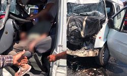 Aydın Buharkent’te iki minibüs çarpıştı, çok sayıda yaralı var