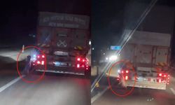 Köpeği kamyonetin arkasına bağlayıp sürükledi