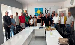 Kuşadası’nda Zafer Partisi’nden İYİ Parti’ye ziyaret