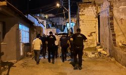 Mahalle birbirine girdi, 13 kişi yaralandı