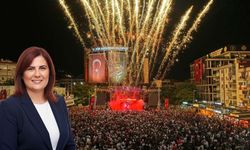 Başkan Çerçioğlu on binlerce Aydınlıyı Atatürk Kent Meydanı’nda Kurtuluş coşkusunda buluşturdu