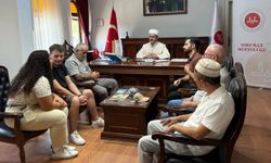 İrlanda’dan Söke’ye geldi, bayram namazından etkilenip Müslüman oldu